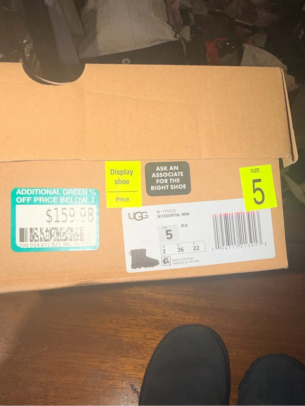 UGG classic short